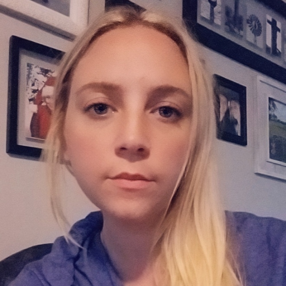 Meet your Posher, Amanda